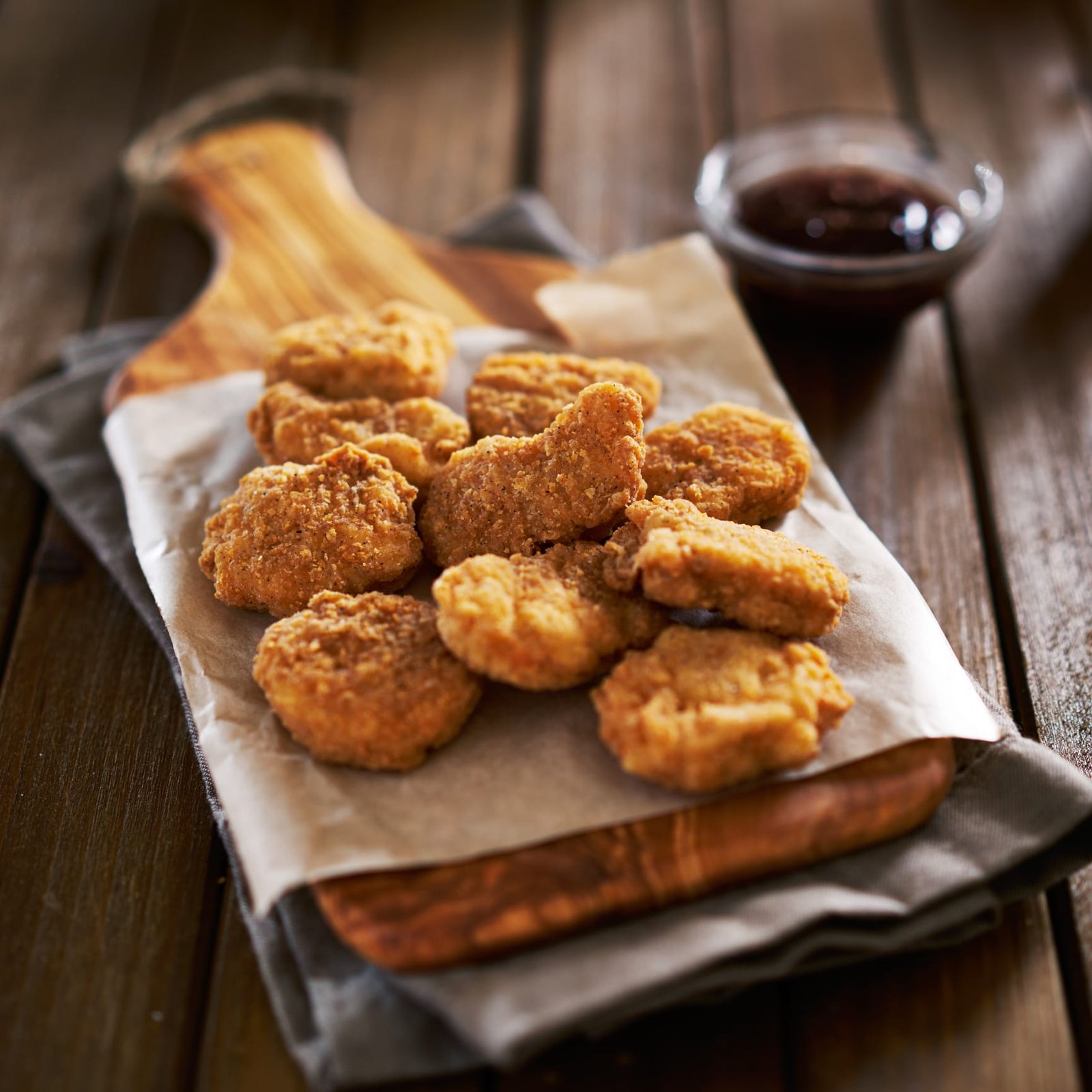 Nuggets de pollo en freidora de aire caseros y crujientes