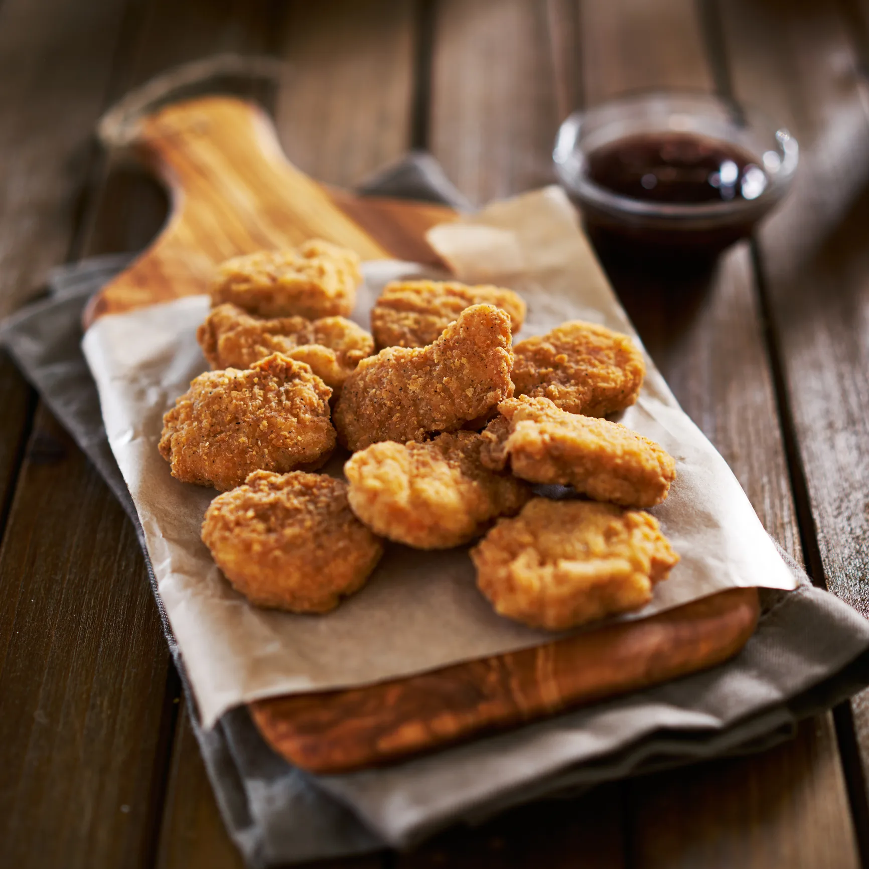 Nuggets de pollo en freidora de aire caseros y crujientes